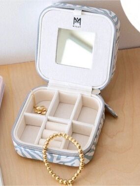 NWOT Milly Zebra Travel Jewelry Case